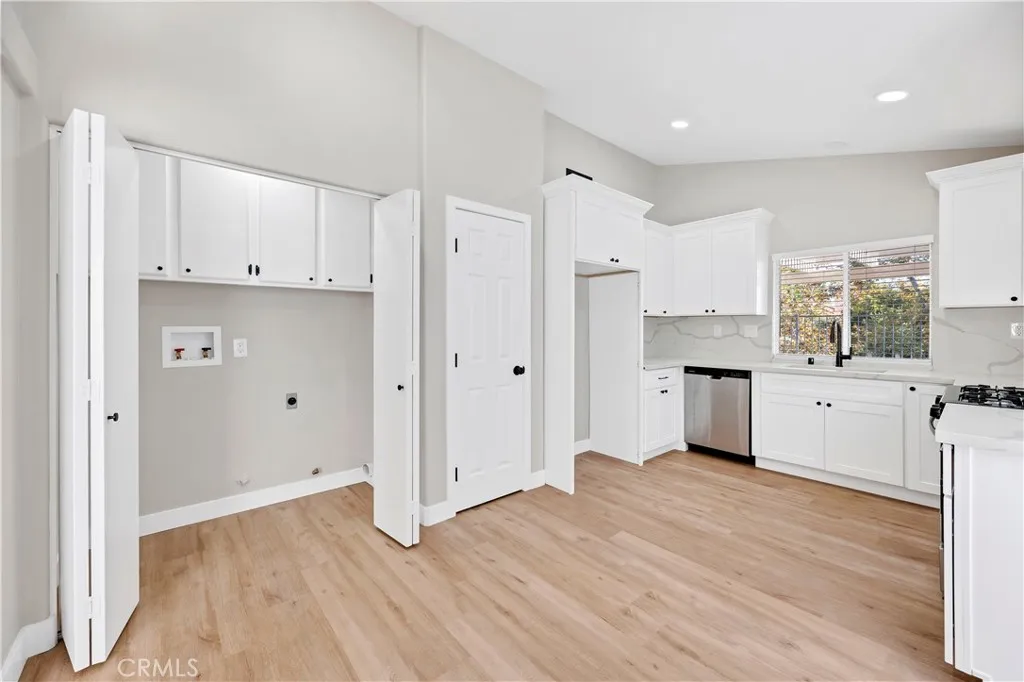 23993 Via Astuto, Murrieta, California 92562 home-pic-6